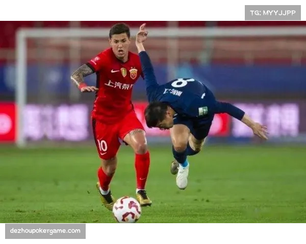 维塔尔传球缺乏威胁 海港外援中场未能梳理进攻节奏 维塔尔传球缺乏威胁 海港外援中场未能梳理进攻节奏